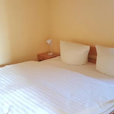 아파트 Alte Gaertnerei App Akazie